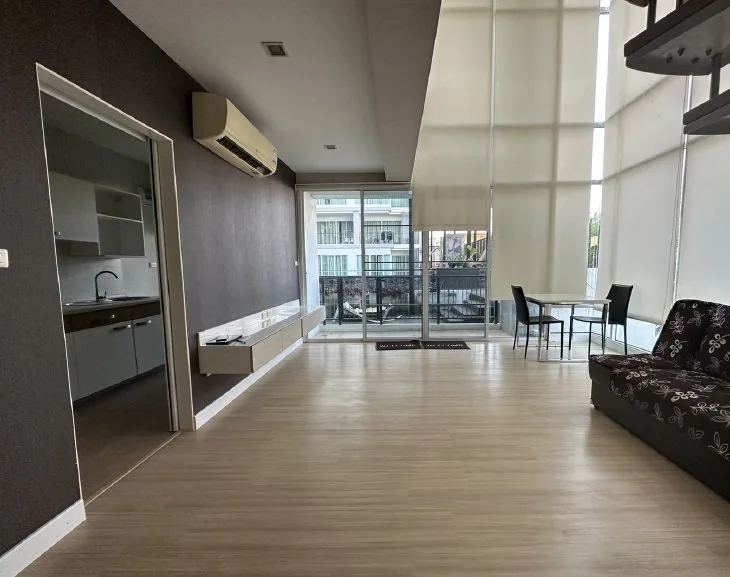 ห้องชุด เออบานี่ คอนโดมิเนียม [ชั้น 2]