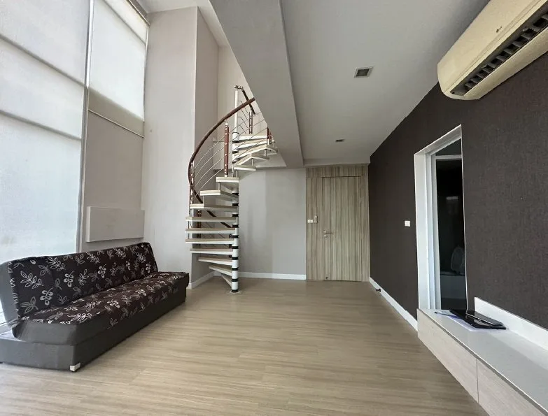 ห้องชุด เออบานี่ คอนโดมิเนียม [ชั้น 2]