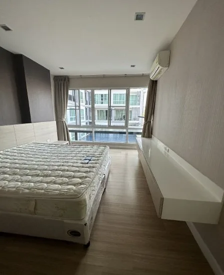 ห้องชุด เออบานี่ คอนโดมิเนียม [ชั้น 2]