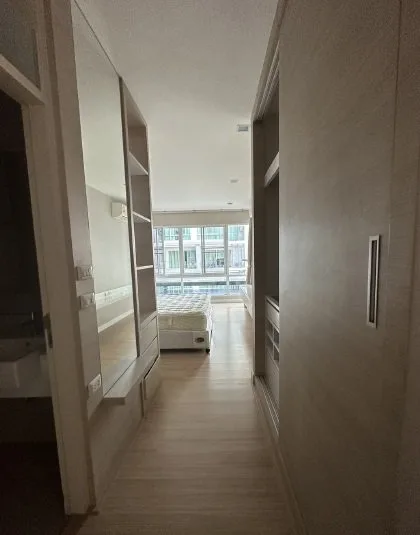 ห้องชุด เออบานี่ คอนโดมิเนียม [ชั้น 2]
