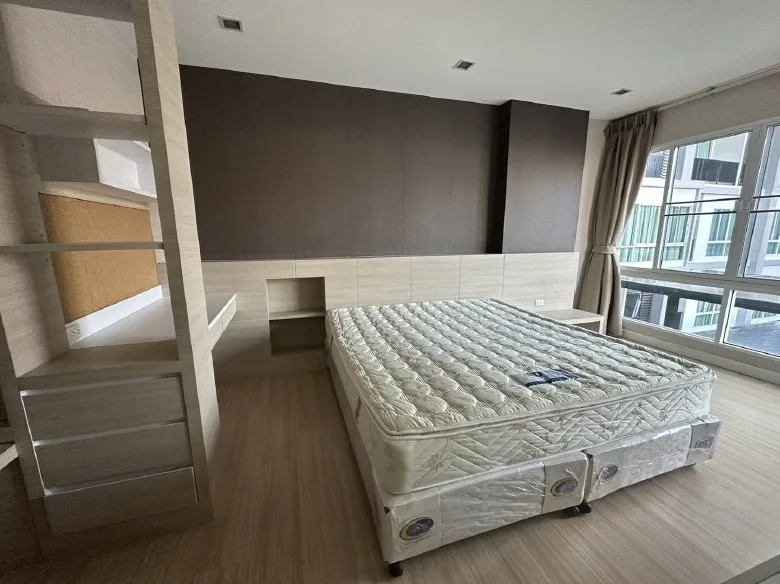 ห้องชุด เออบานี่ คอนโดมิเนียม [ชั้น 2]