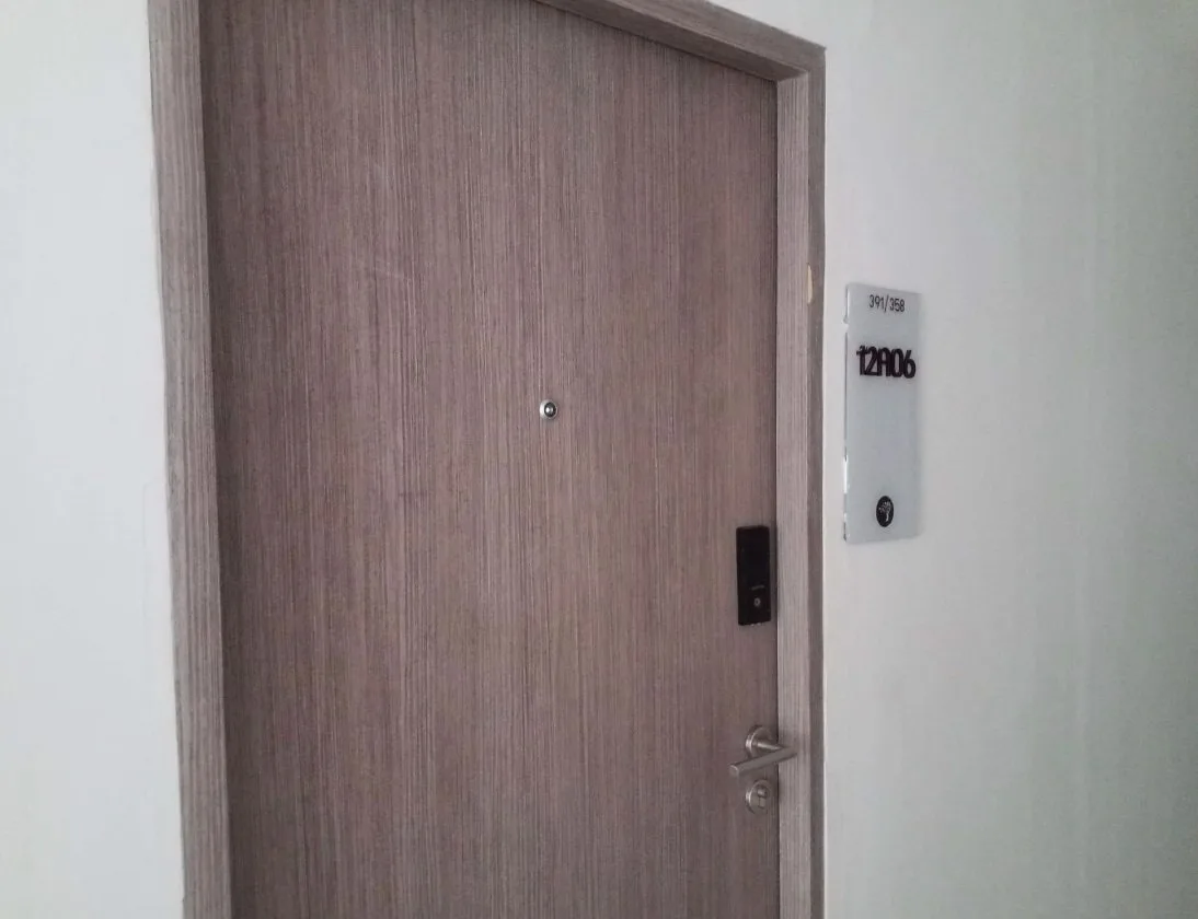 ห้องชุด ทรีท็อปส์ คอนโดมิเนียม [ชั้น 11]