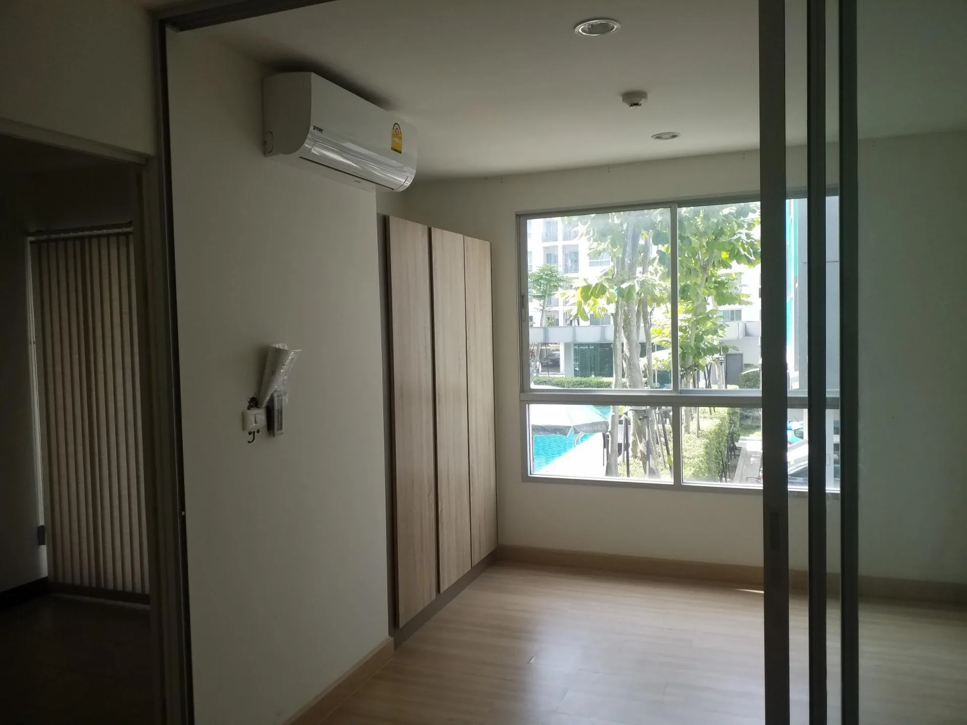 ห้องชุด เดอะนิช ไอดี เสรีไทย [เฟส 1 ชั้น 2 อาคาร B]