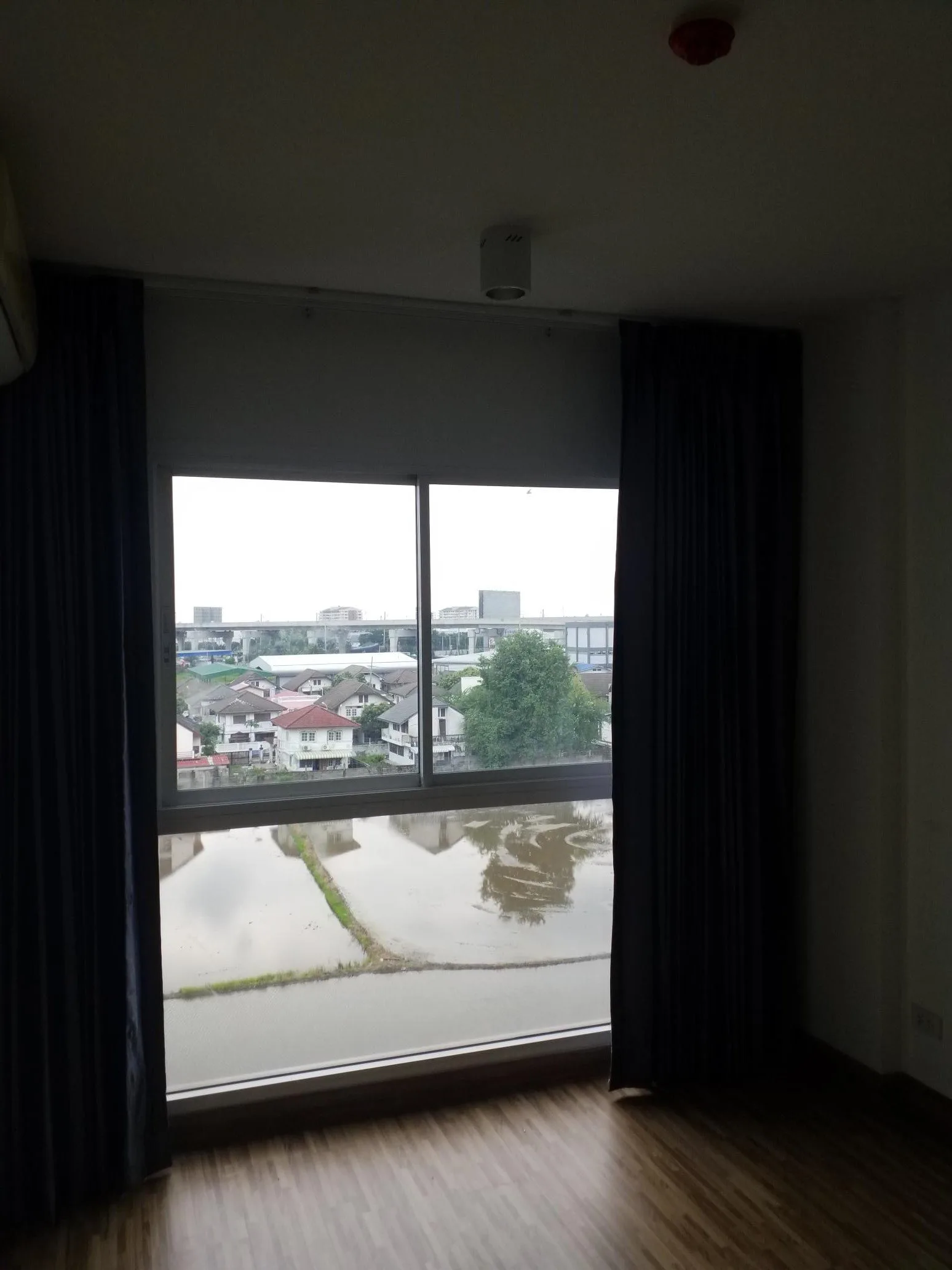 ห้องชุด ดิ ไอริส บางใหญ่ [ชั้น 6]