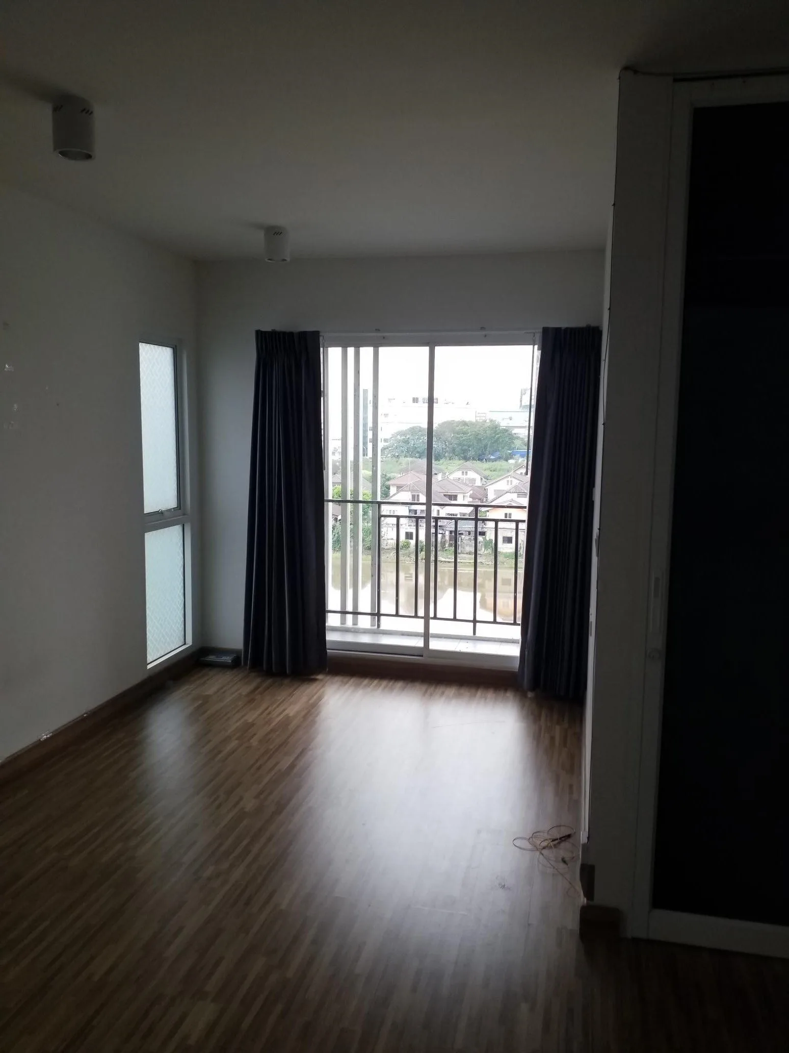 ห้องชุด ดิ ไอริส บางใหญ่ [ชั้น 6]
