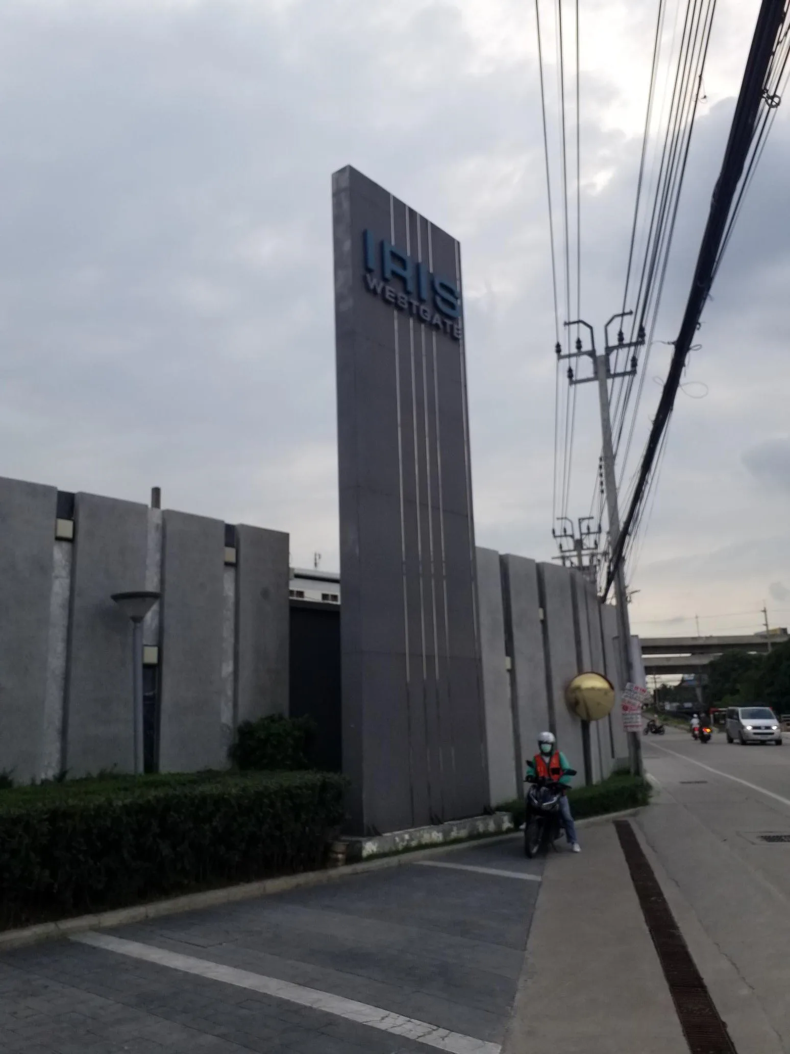 ห้องชุด ดิ ไอริส บางใหญ่ [ชั้น 6]