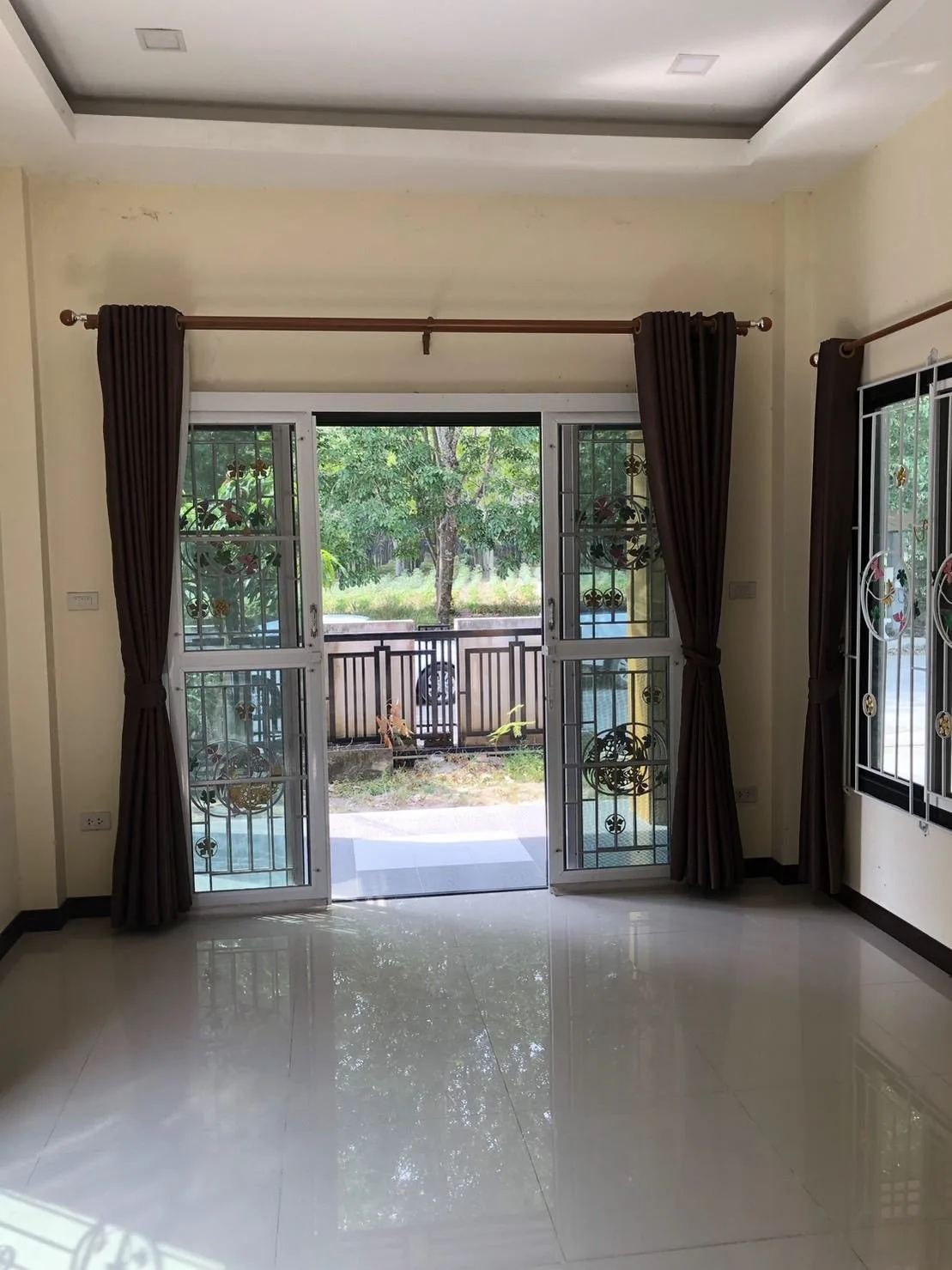 บ้านเดี่ยว เดอะคันทรี โมเดิร์นโฮม ปลวกแดง-ระยอง