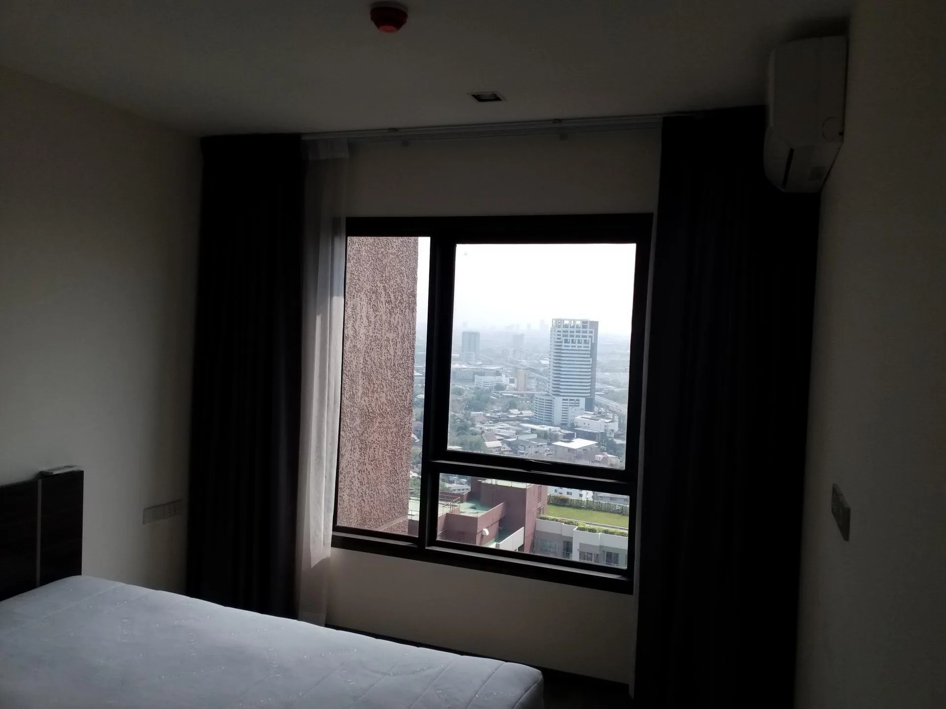 ห้องชุด ริชพาร์ค แอท ทริปเปิ้ลสเตชั่น [ชั้น 33]