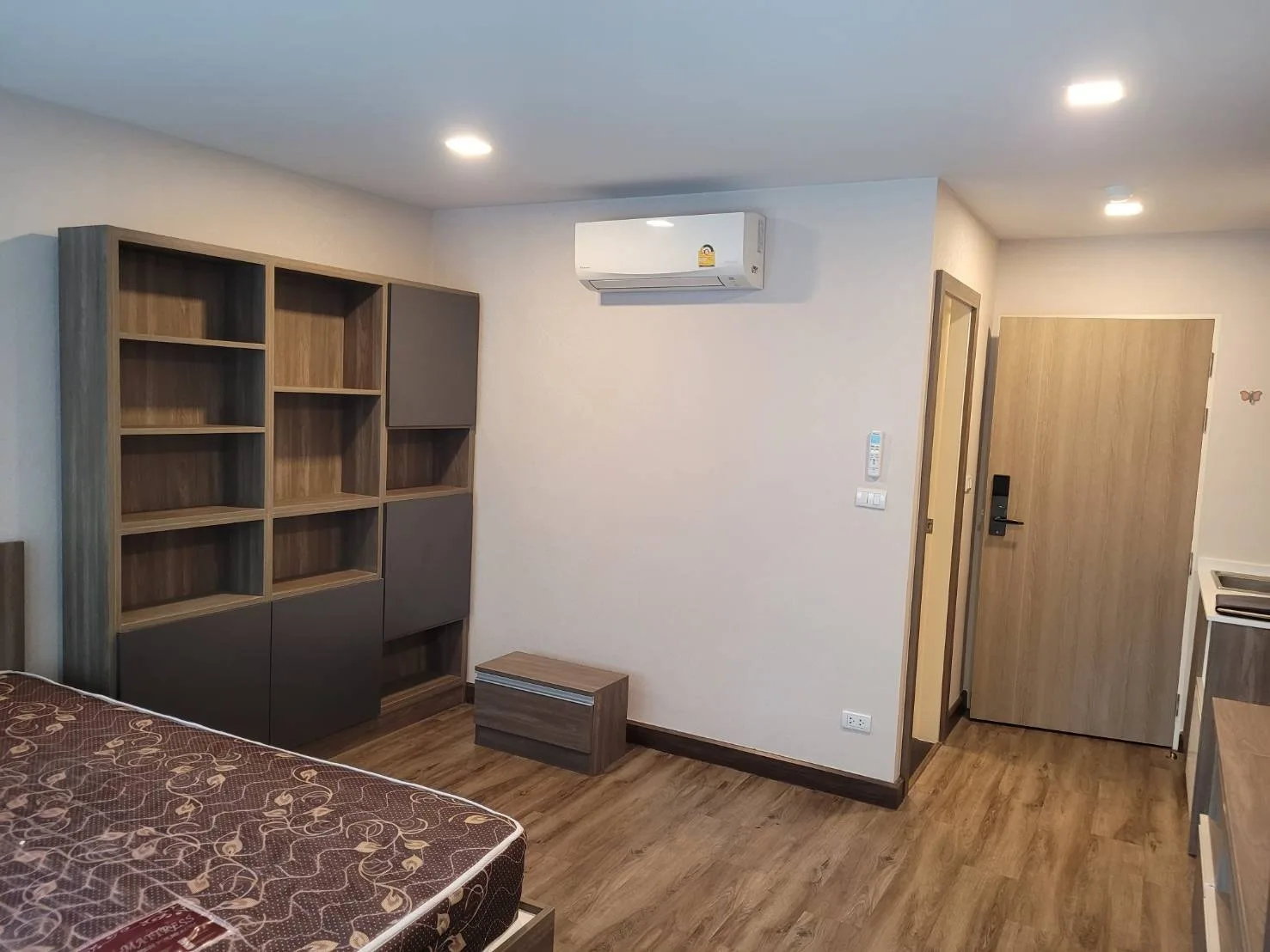 ห้องชุด ซันซิตี้ คอนโดมิเนียม [ชั้น 2 อาคาร B]
