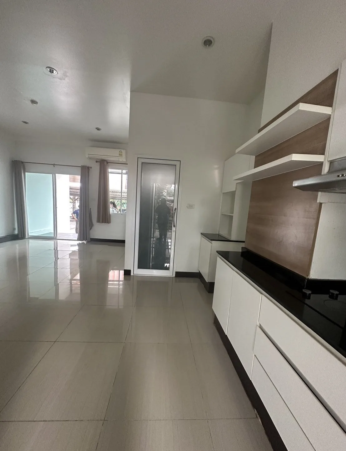 ห้องชุด ซี.เค.ซี. ระยอง คอนโด 1 [ชั้น 1]