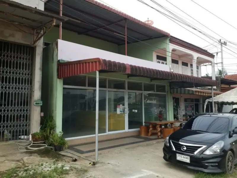 อาคารพาณิชย์ พนม-สุราษฎร์ธานี