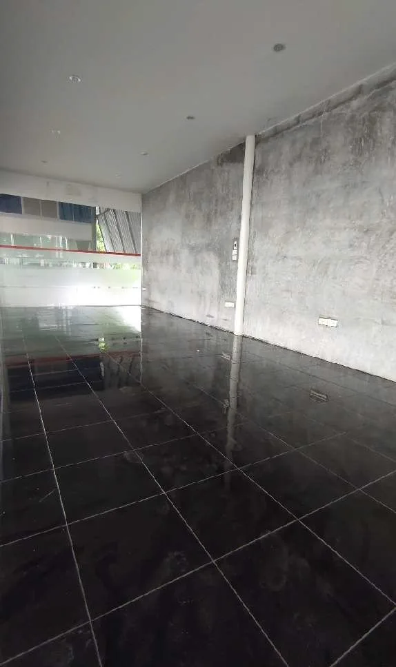 อาคารสำนักงาน เมืองอุบลราชธานี
