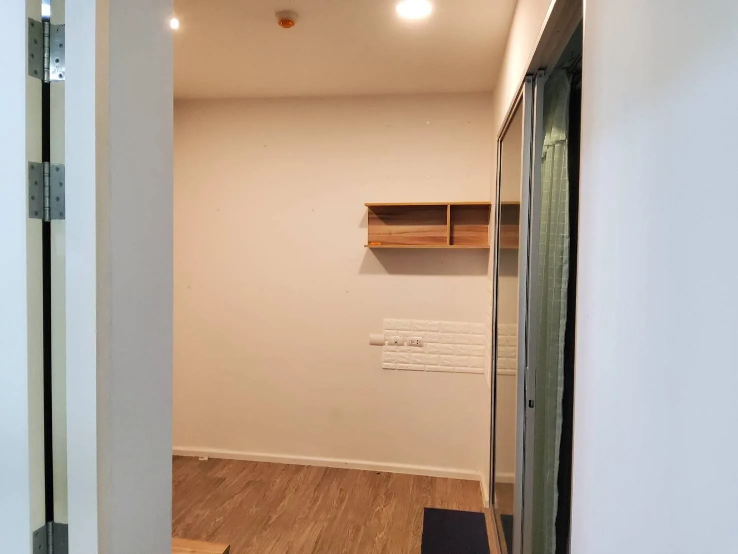 ห้องชุด แฮปปี้ คอนโด ดอนเมือง เดอะ เทอมินอล [ชั้น 8 อาคาร C]