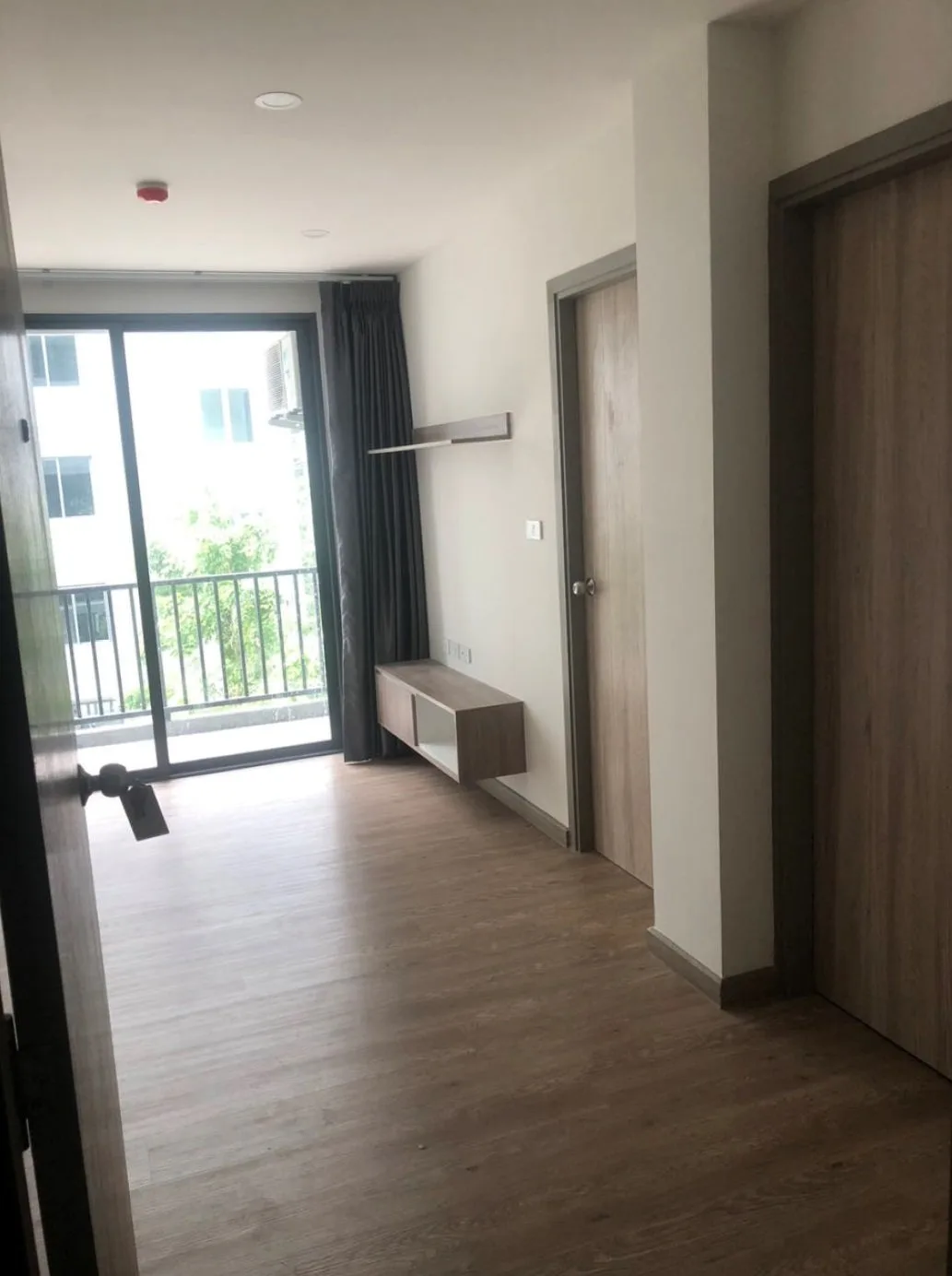 ห้องชุด โกลเด้นคอนโด แหลมฉบัง [ชั้น 3]