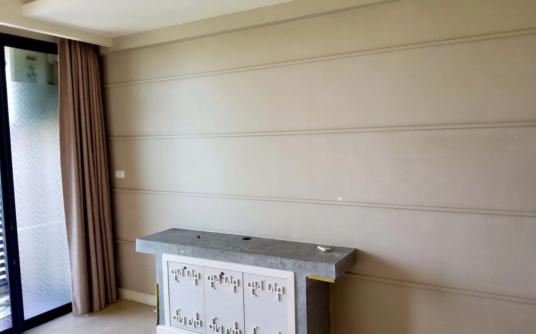 ห้องชุด เอ็กซ์ซีด ทุ่งกราด คอนโดมิเนียม บี [ชั้น 3 อาคาร B]