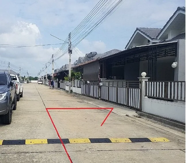 บ้านแฝด บ้านกุลธนา พานทอง-ชลบุรี