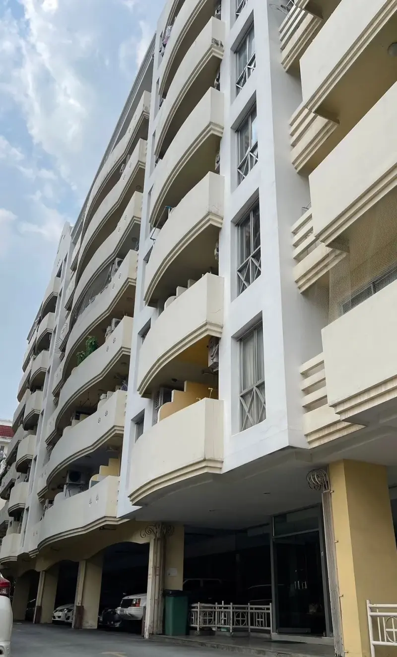 ห้องชุด แฟมิลี่ ปาร์ค [ชั้น 6]