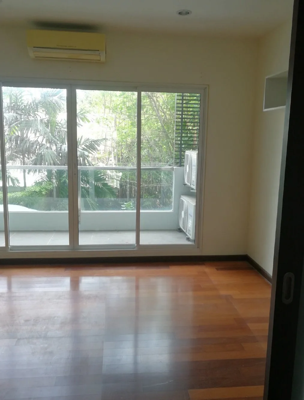 ห้องชุด โคโตบูกิ เพลส คอนโดมิเนียม [ชั้น 2]