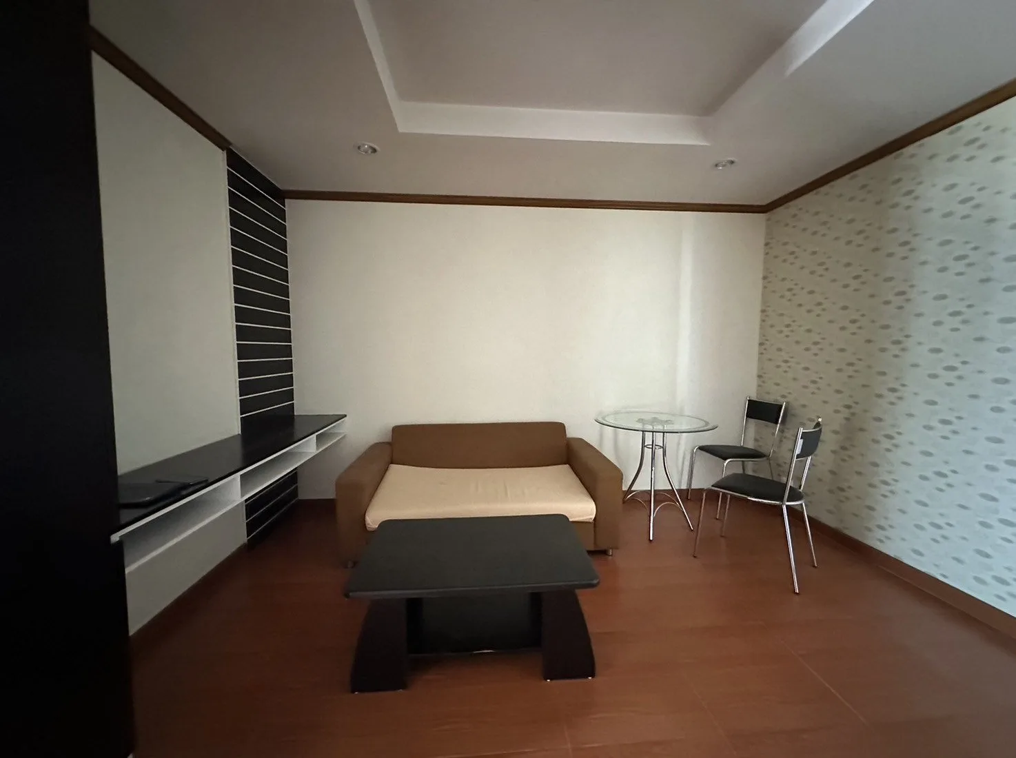 ห้องชุด คาร์พีเดี้ยม คอนโด ทาวน์ [ชั้น 2 อาคาร A]
