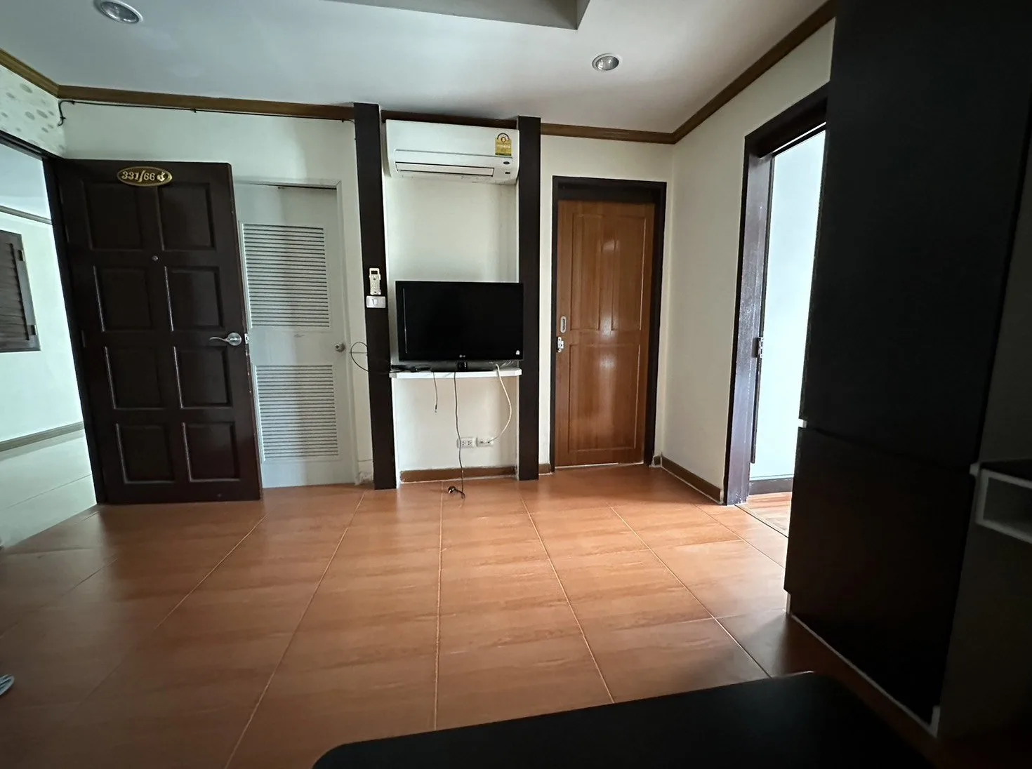 ห้องชุด คาร์พีเดี้ยม คอนโด ทาวน์ [ชั้น 2 อาคาร A]