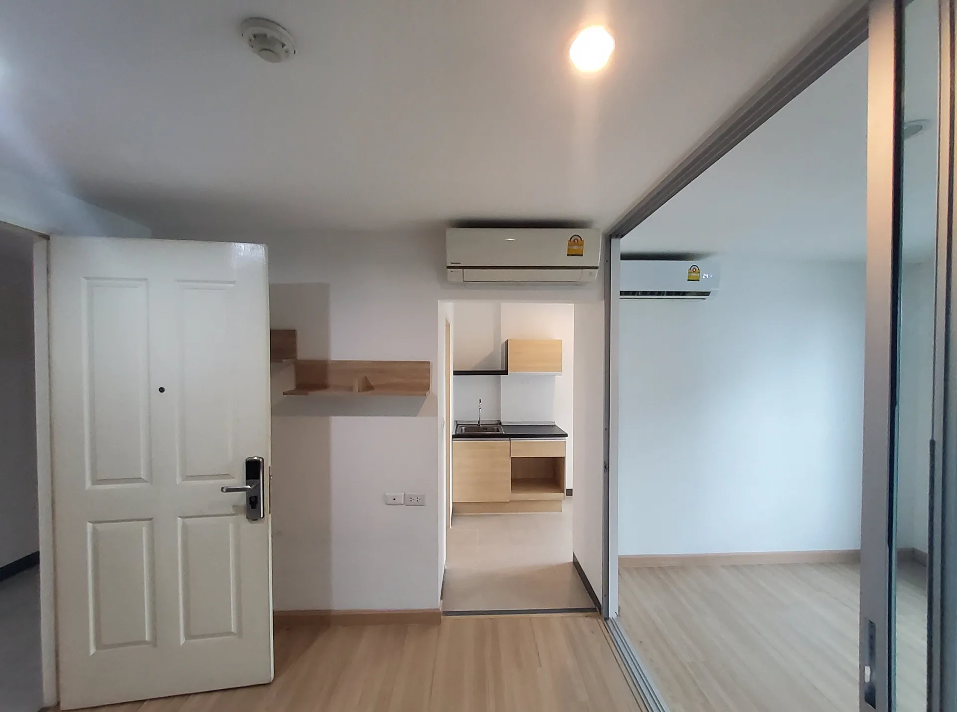 ห้องชุด เดอะนิช ไอดี เสรีไทย [ชั้น 7 อาคาร B]