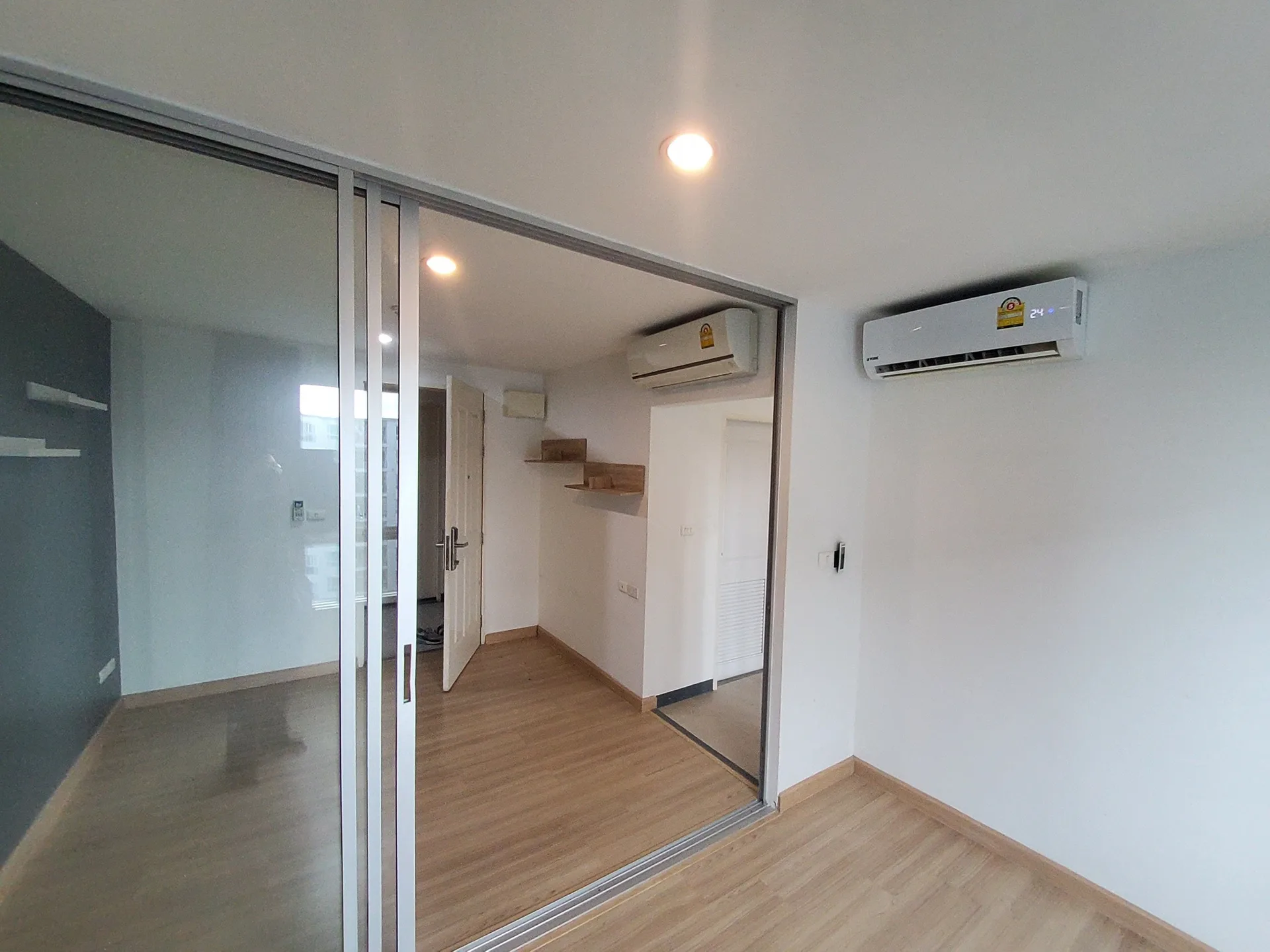 ห้องชุด เดอะนิช ไอดี เสรีไทย [ชั้น 7 อาคาร B]
