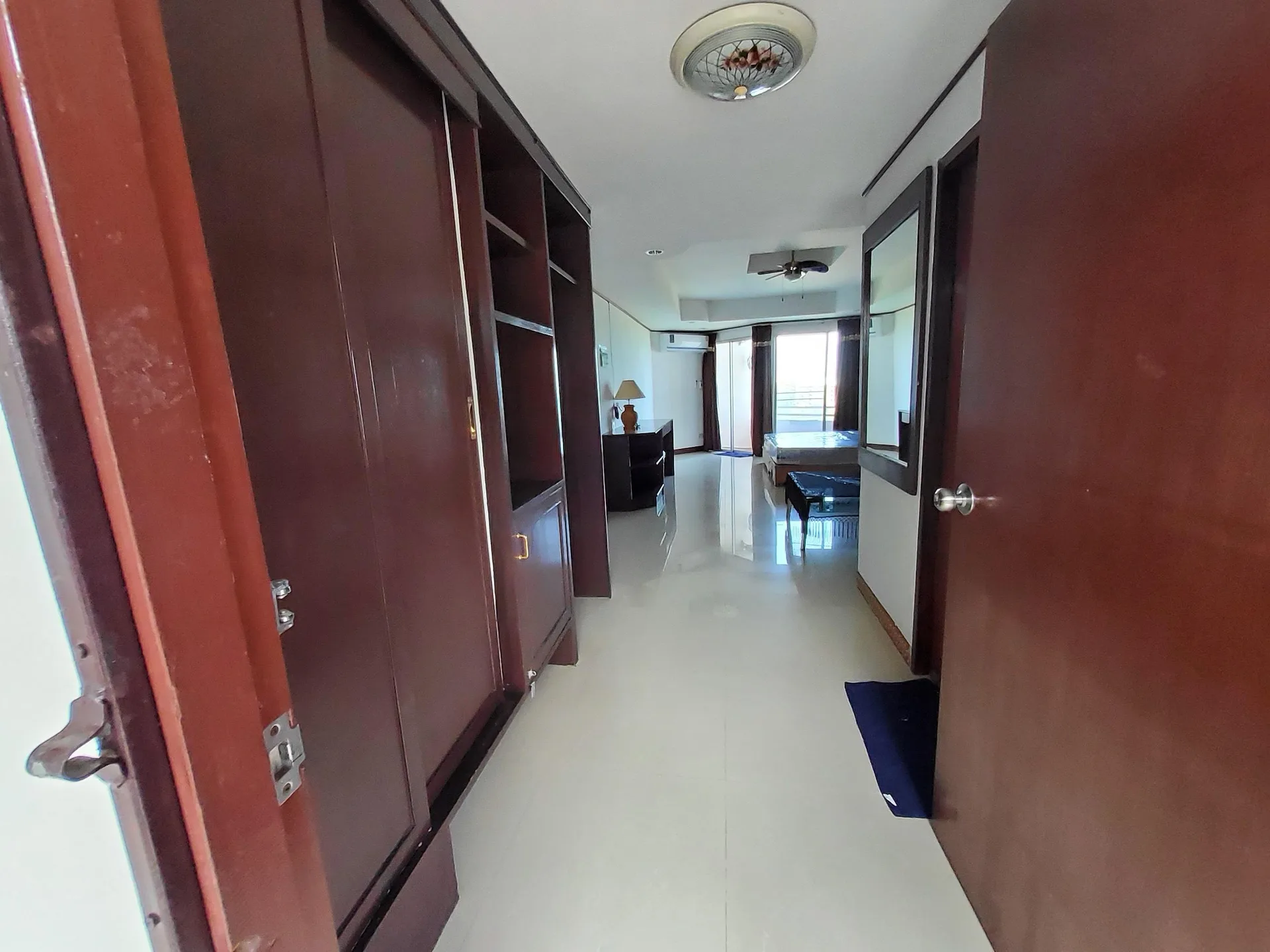 ห้องชุด บ้านฉางคลิฟบีช คอนโดเทล [ชั้น 7]