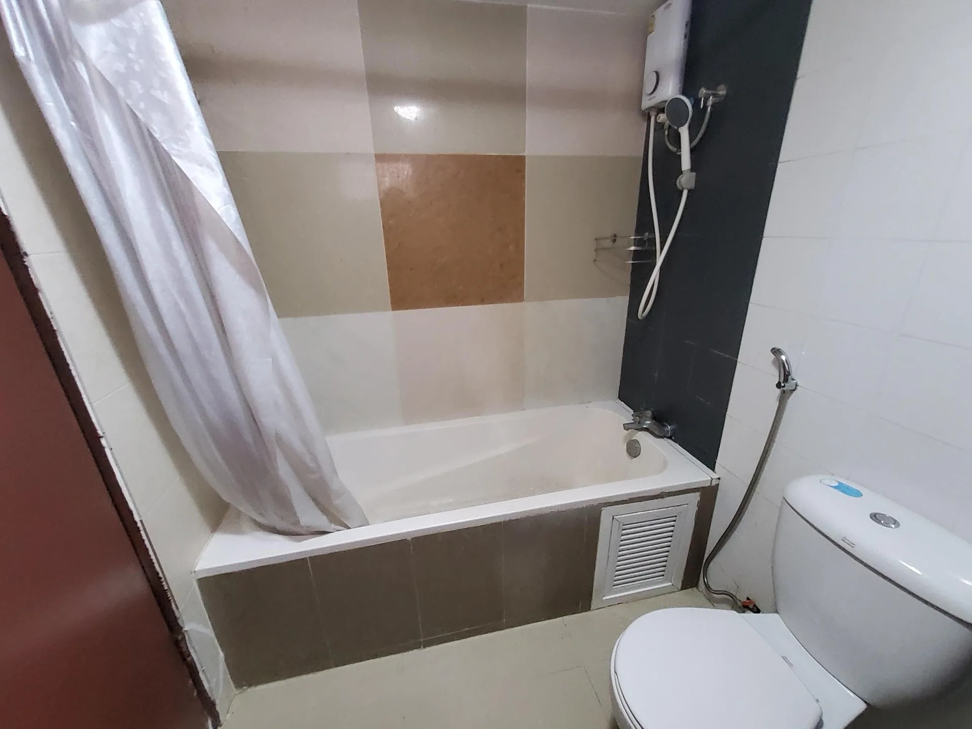 ห้องชุด บ้านฉางคลิฟบีช คอนโดเทล [ชั้น 7]