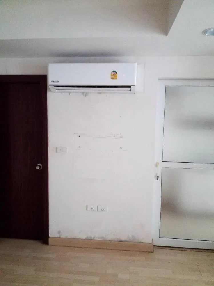 ห้องชุด เดอะ รอยัลเพลส คอนโดมิเนียม ทาวเวอร์ 2 [ชั้น 2]