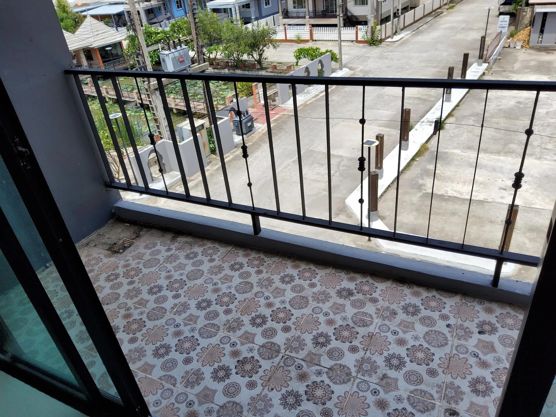 ห้องชุด ธนาบุรี เรสซิเด้นซ์  [ชั้น 3 อาคาร 1]