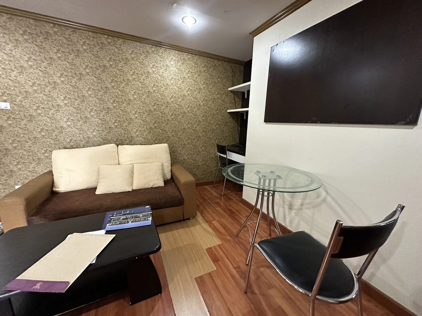 ห้องชุด คาร์พิเดี้ยม คอนโด ทาวน์ (A) [ชั้น 3]