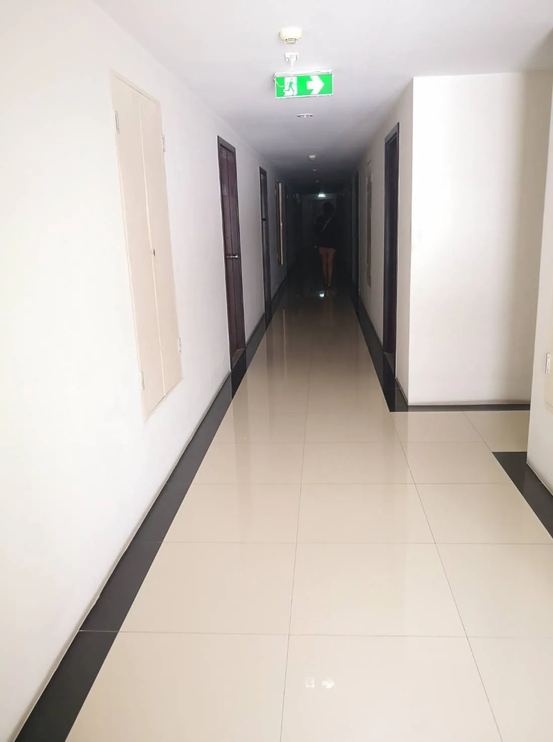 ห้องชุด เวลาดี คอนโด แอท หอการค้า [ชั้น 4]