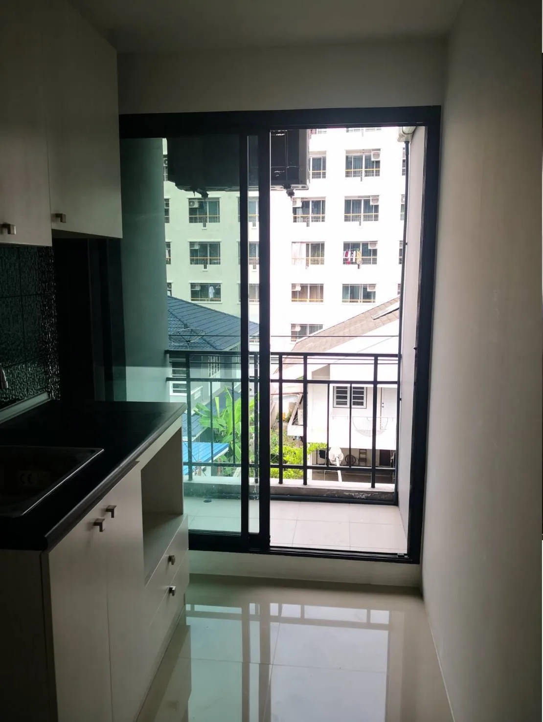 ห้องชุด เวลาดี คอนโด แอท หอการค้า [ชั้น 4]