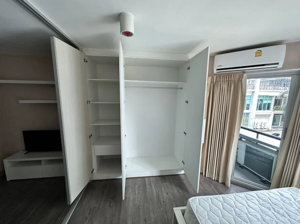 ห้องชุด สวิฟท์ คอนโด เอฟ [ชั้น 2 อาคาร F]