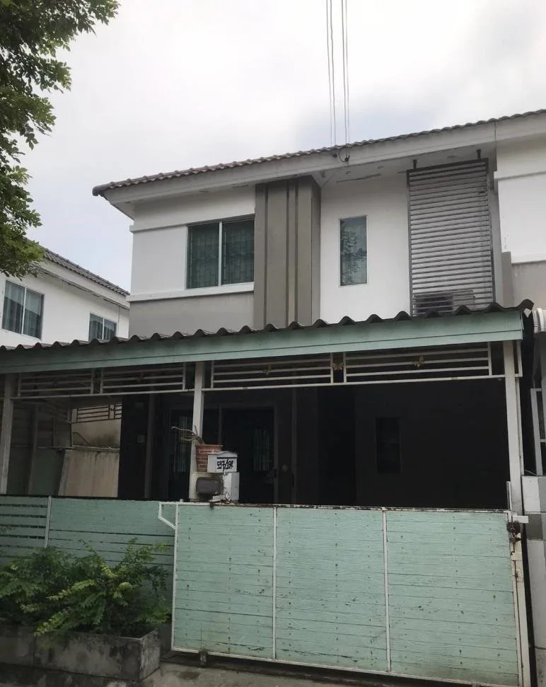 ทาวน์เฮ้าส์ บ้านพฤกษา 82 พระสมุทรเจดีย์-สมุทรปราการ