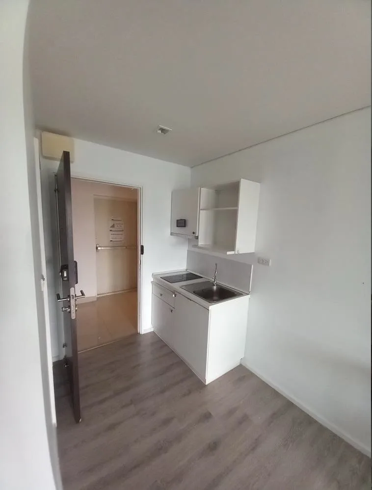 ห้องชุด ไนท์บริดจ์ คอนโดมิเนียม [ชั้น 10]