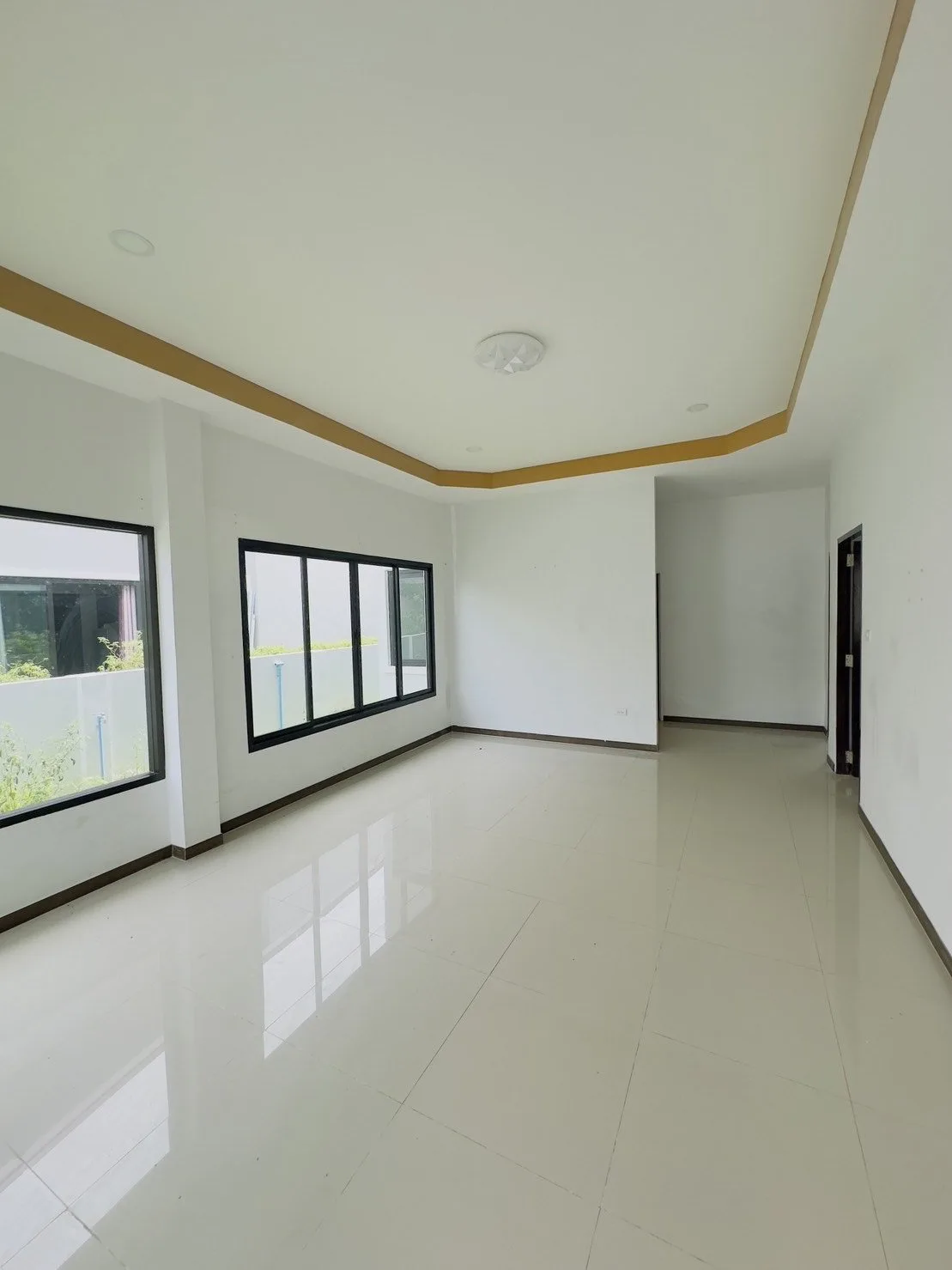 บ้านแฝด เดอะคันทรี โมเดิร์นโฮม 2 ชากอ้อย ปลวกแดง-ระยอง