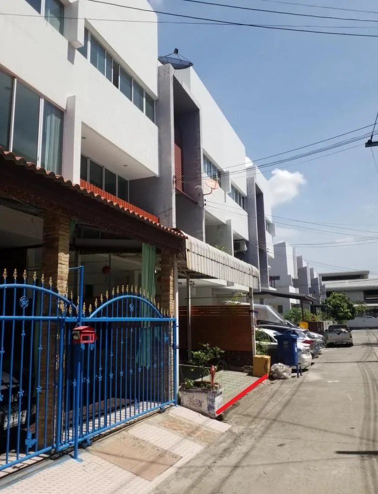 ทาวน์เฮ้าส์ Business Town บ้านนิวสไตล์ ซิตี้ พาร์ค บางนา บางเสาธง-สมุทรปราการ