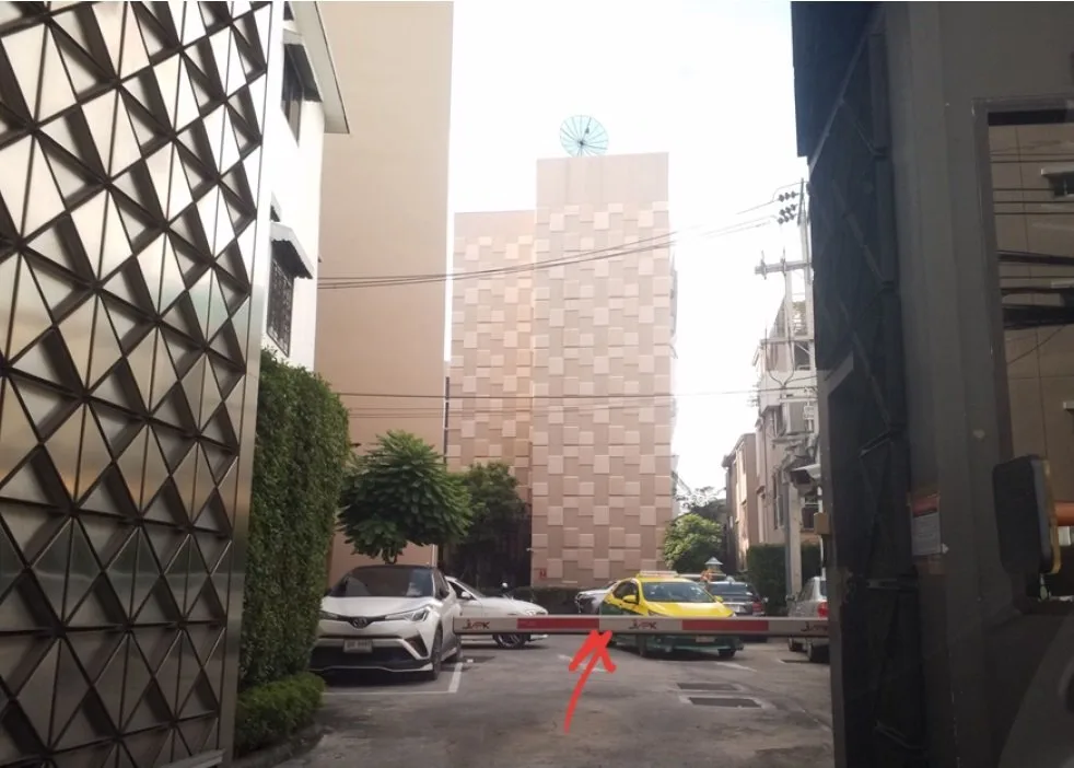 ห้องชุด คอนโดแลต พิกเซล สาทร [ชั้น 2 อาคาร B]
