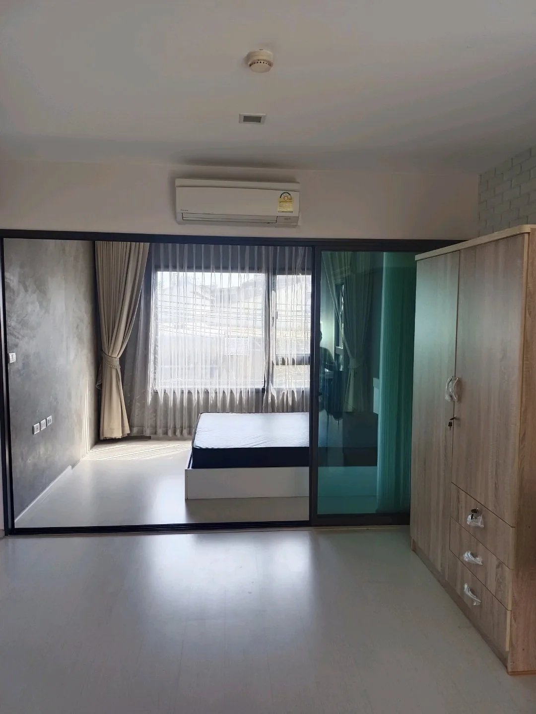 ห้องชุด คอนโดแลต พิกเซล สาทร [ชั้น 2 อาคาร B]