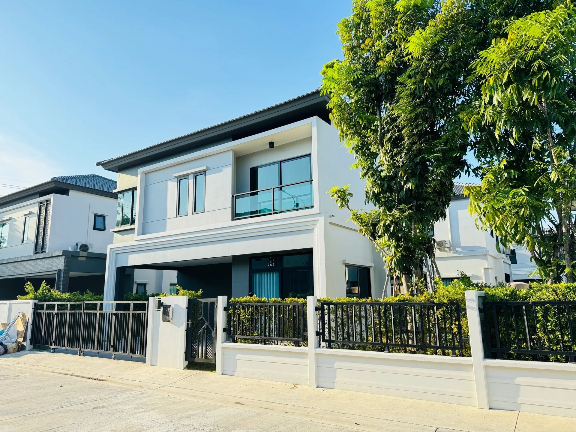 บ้านเดี่ยว แกรนด์ บริทาเนีย วงแหวน-รามอินทรา คลองสามวา