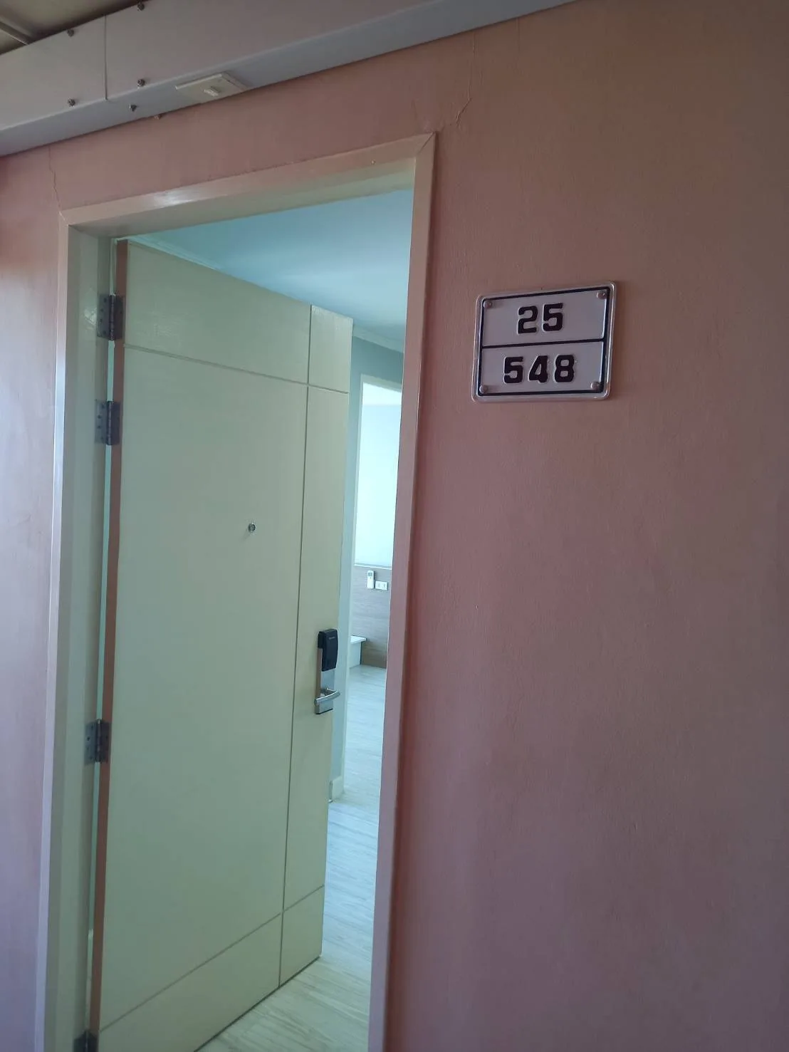 ห้องชุด มีสไตล์ สุขุมวิท-บางนา [ชั้น 8 อาคาร 3]