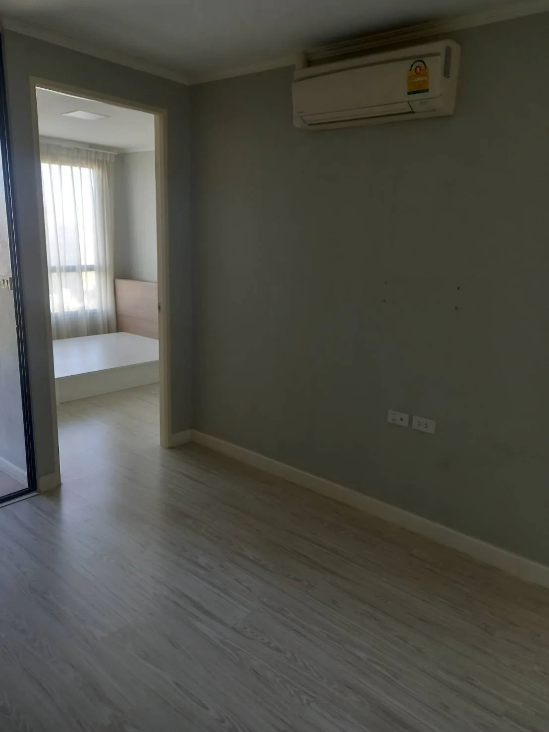 ห้องชุด มีสไตล์ สุขุมวิท-บางนา [ชั้น 8 อาคาร 3]