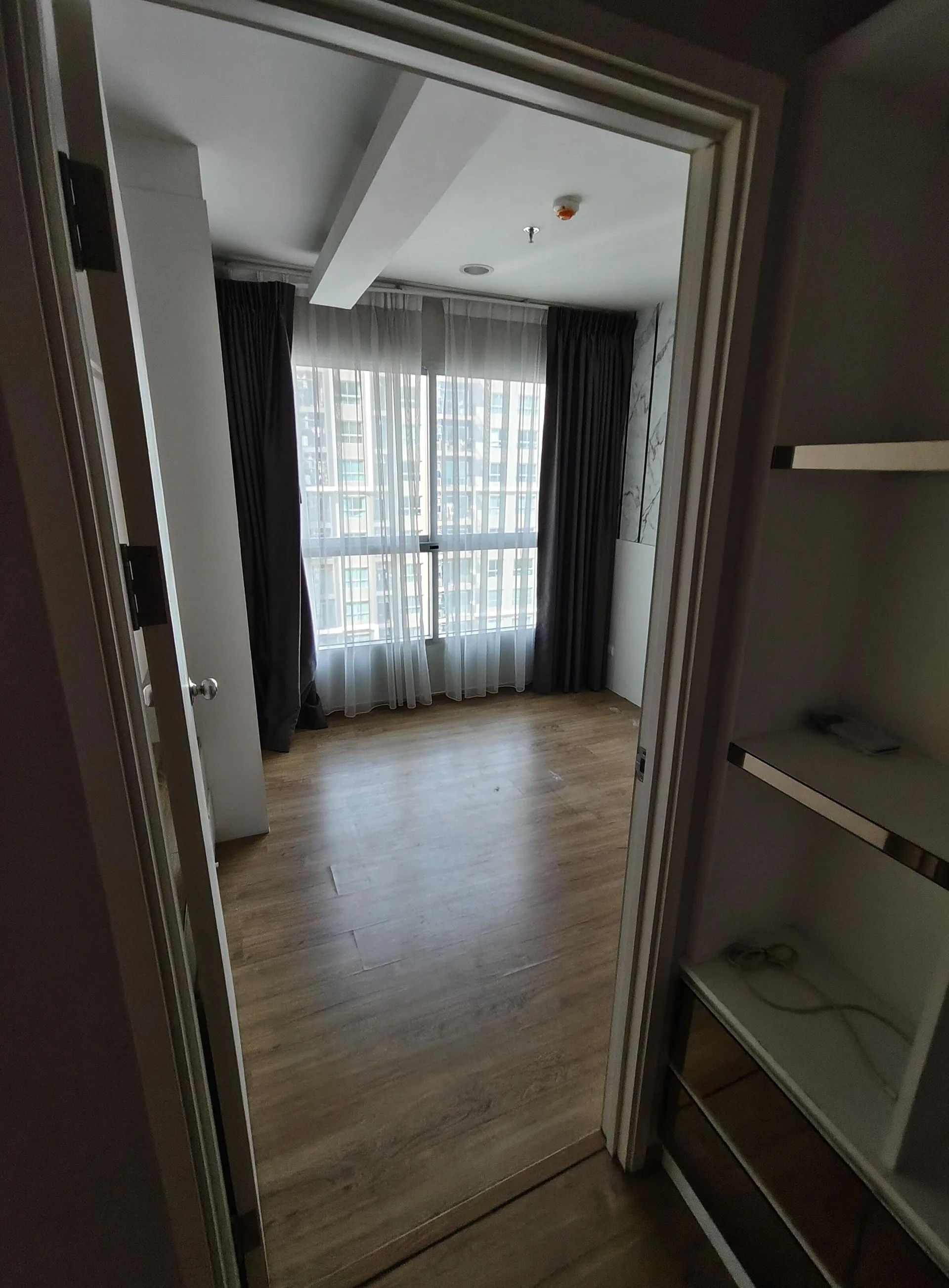 ห้องชุด ฟิวส์ จันทนื-สาทร [ชั้น 25 อาคาร B]