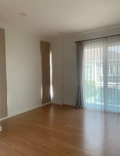 บ้านเดี่ยว เดอะแกรนดีโอวิลล์ ลาดหลุมแก้ว ลาดหลุมแก้ว-ปทุมธานี