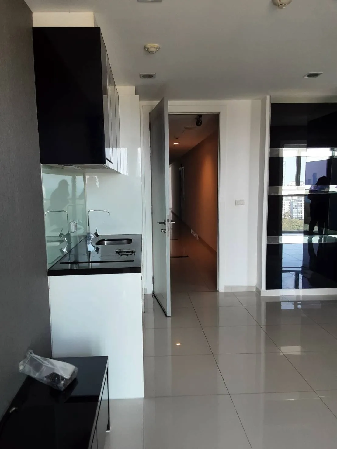 ห้องชุด เดอะวิชั่น เรสซิเด้นซ์ [ชั้น 15]