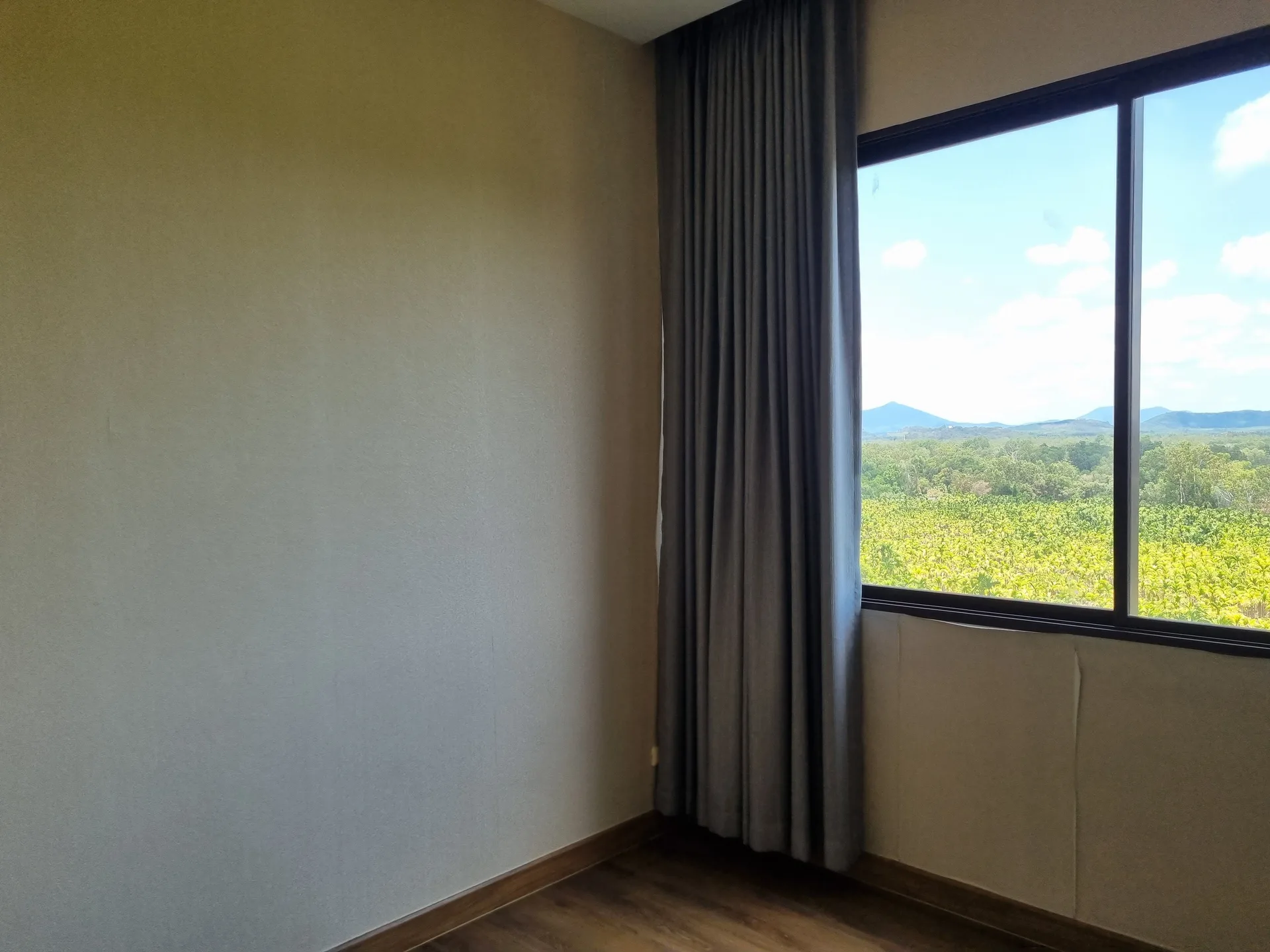 ห้องชุด ภูผาธารา [ชั้น 8 อาคาร A]