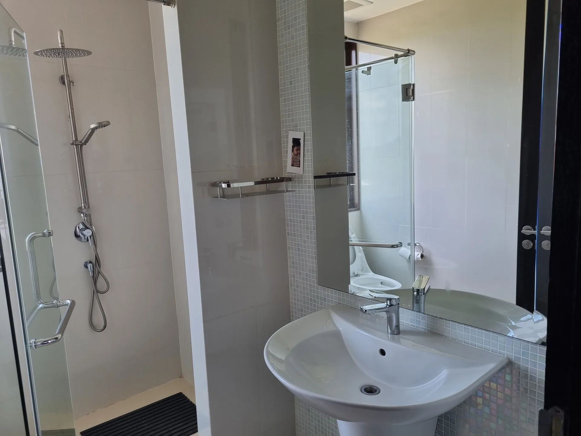 ห้องชุด ภูผาธารา [ชั้น 8 อาคาร A]
