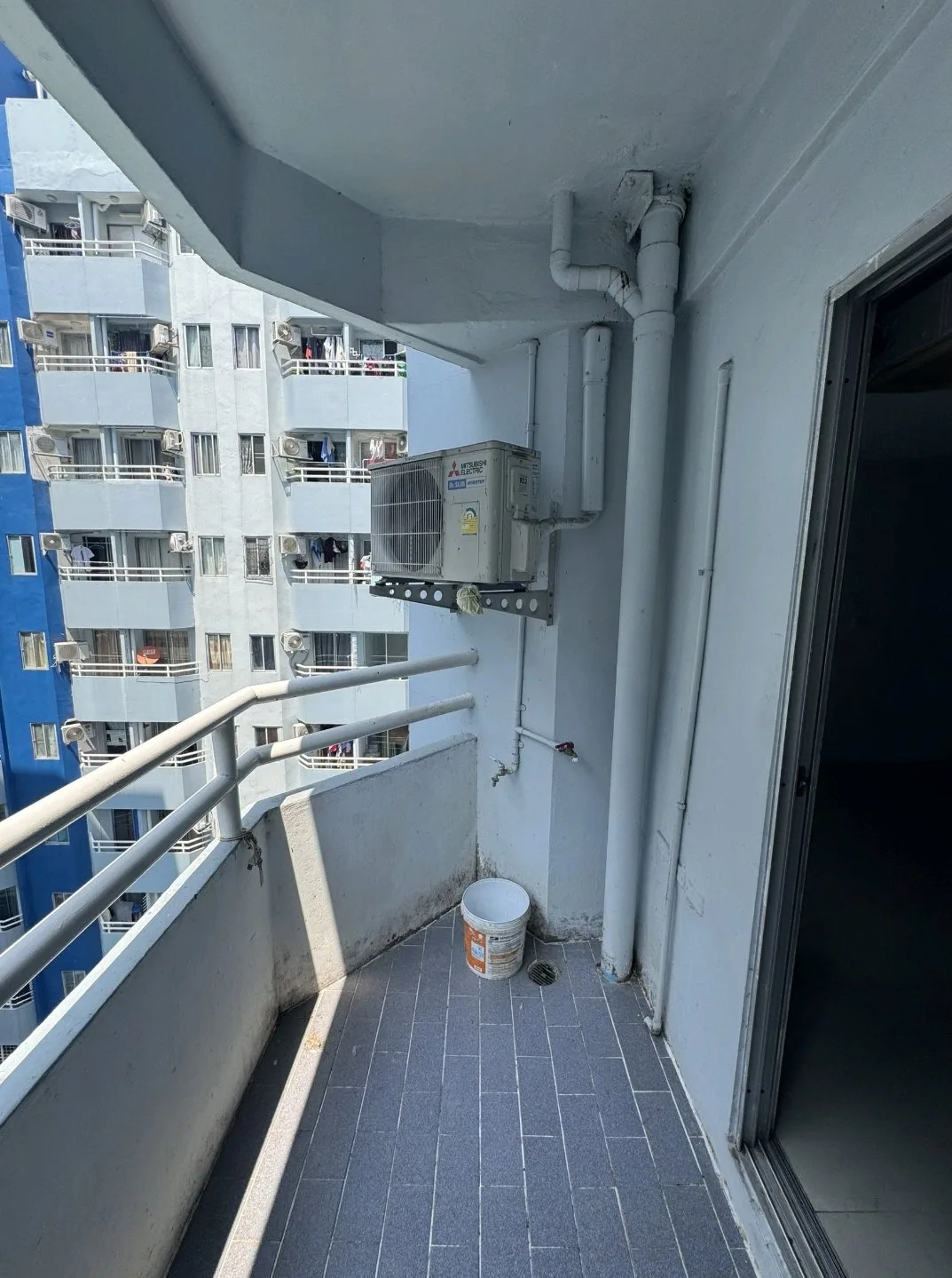 ห้องชุด สวัสดีกรุงเทพ [ชั้น 9 อาคาร G]