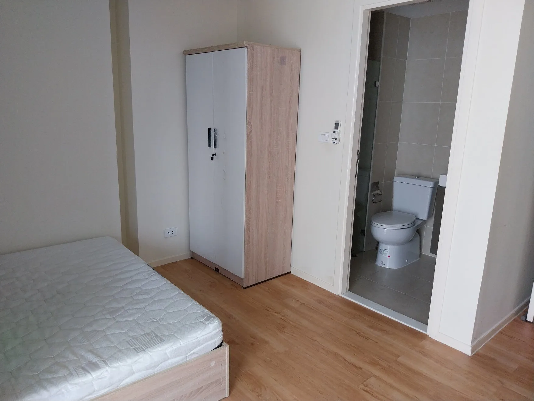 ห้องชุด โมเดิร์น คอนโด บางพลัด [ชั้น 6 อาคาร F]